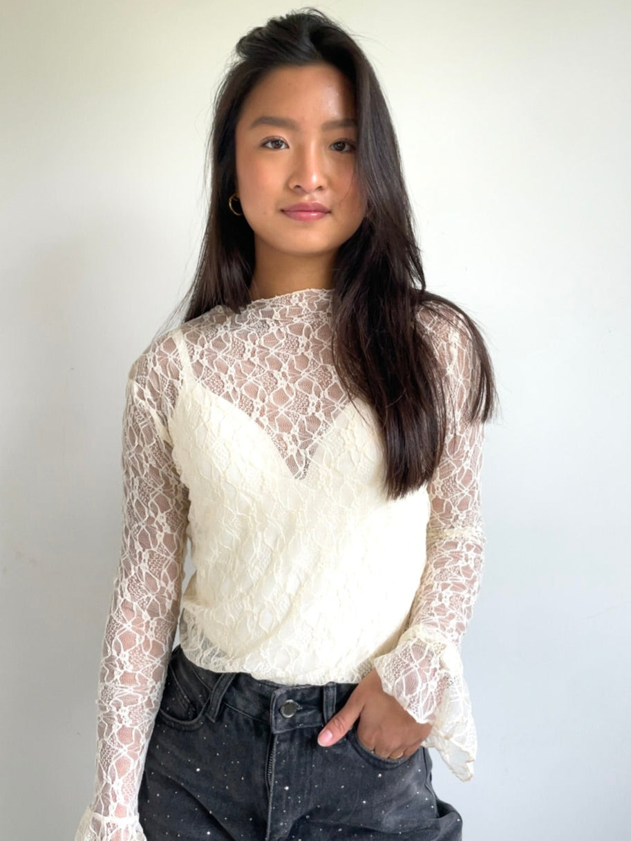 Lace Longsleeve Beige