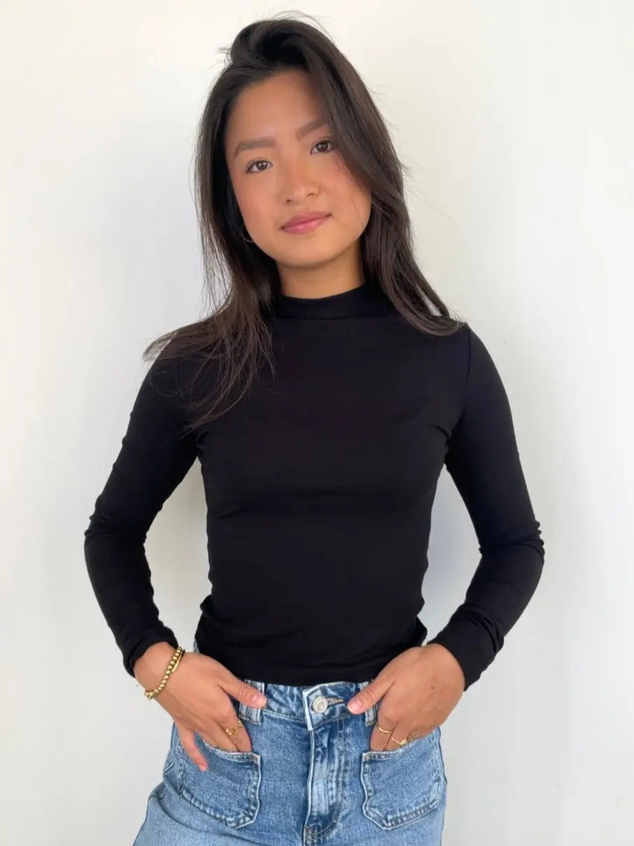 Slim Fit Longsleeve Black - By Juulz Fashion